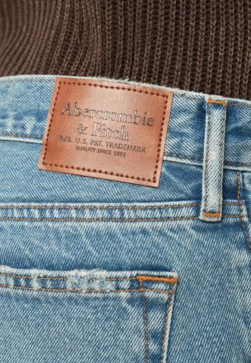 Свободные джинсы