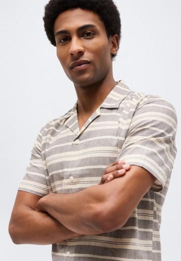 Рубашка с коротким рукавом