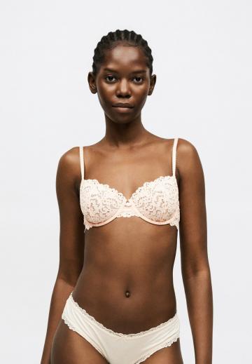 Бюстгальтер