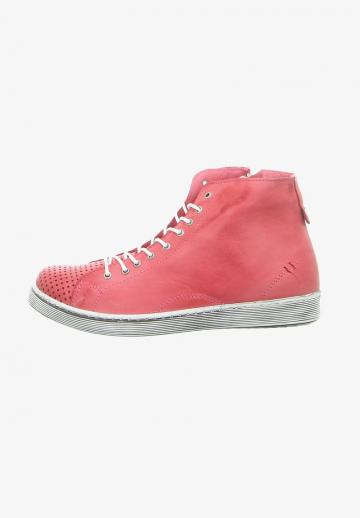 Ботинки на шнуровке