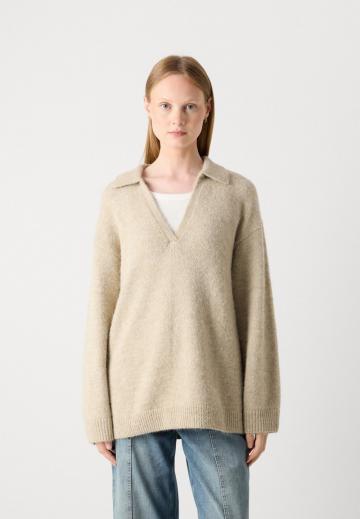 Длинный пуловер