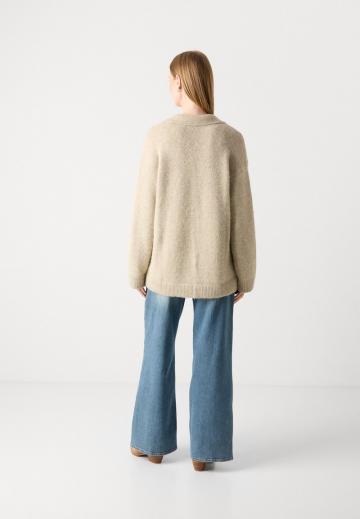 Длинный пуловер