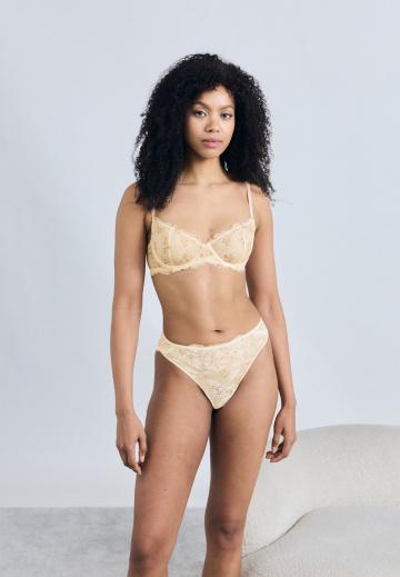 Бюстгальтер