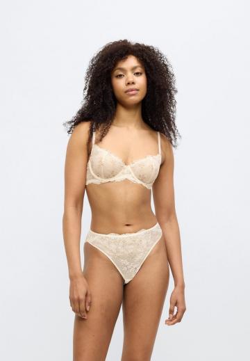 Бюстгальтер