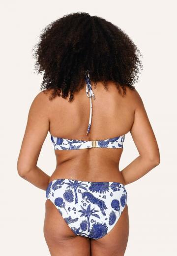 Треугольное бикини