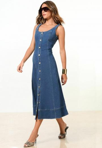 Джинсовый комбинезон