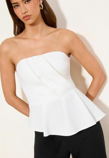 Топ без бретелек