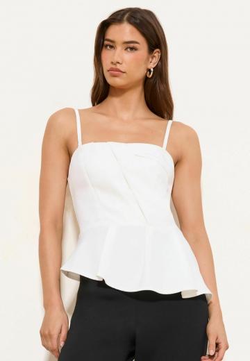 Топ без бретелек