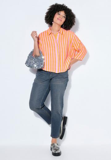 Короткие джинсы