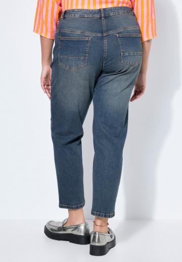 Короткие джинсы