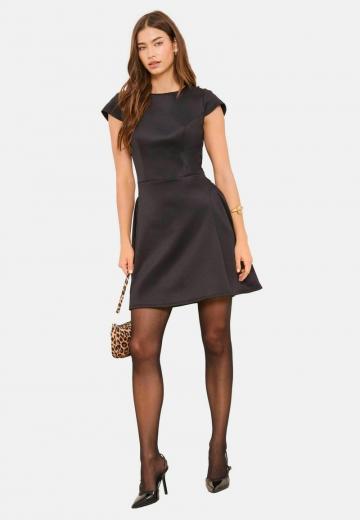 Короткое платье
