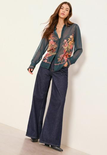 Атласная блузка