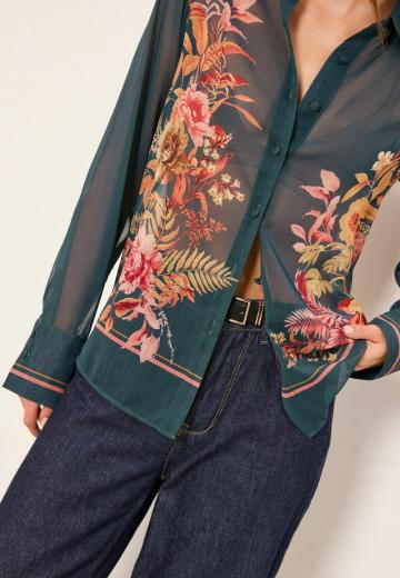 Атласная блузка