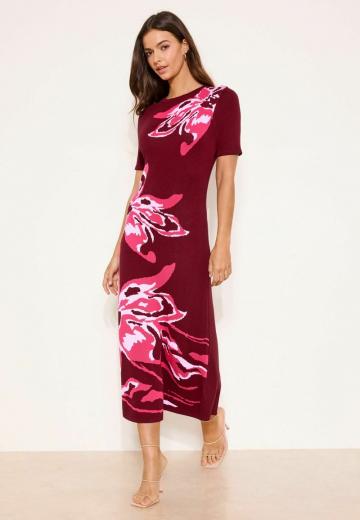 Вязаное платье