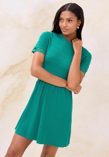 Вязаное платье