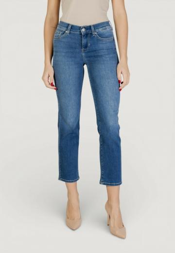 Короткие джинсы