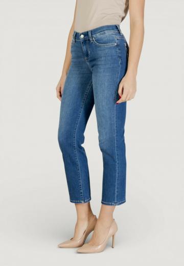 Короткие джинсы