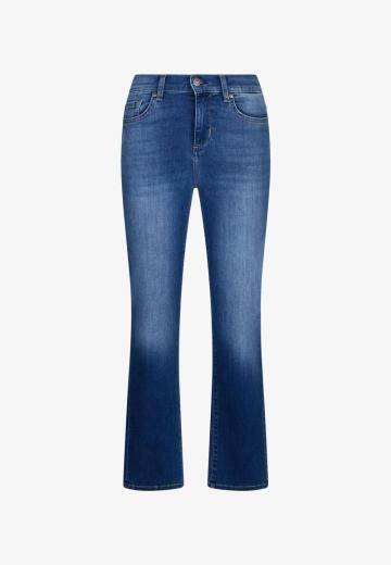 Короткие джинсы