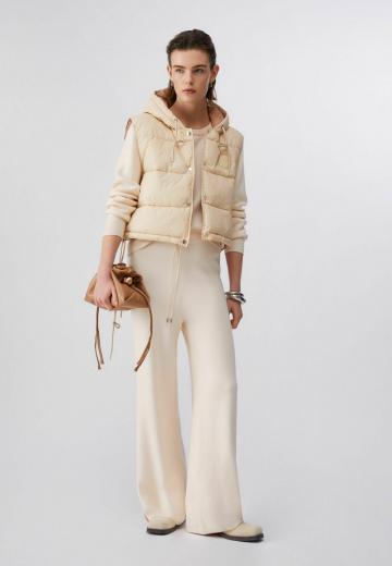 Пуховой жилет