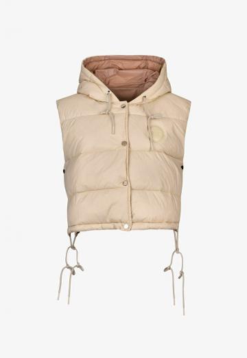 Пуховой жилет