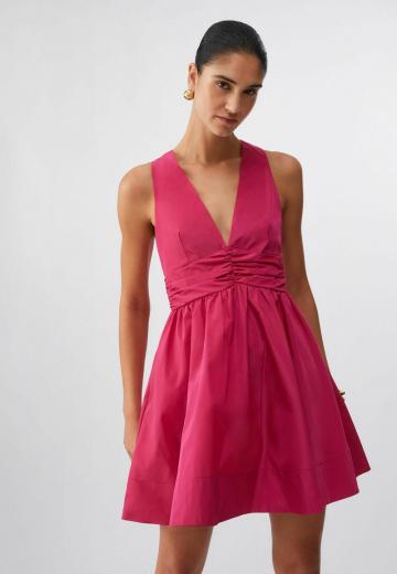 Короткое платье