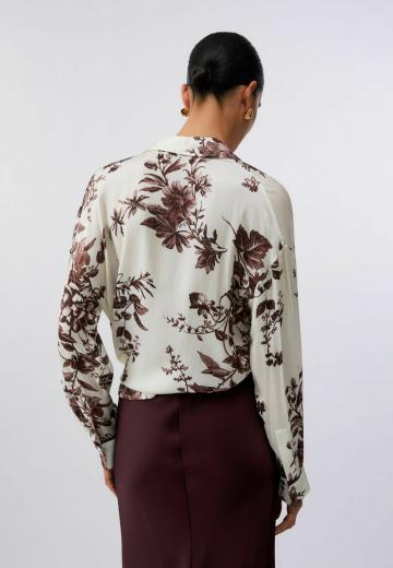 Атласная блузка
