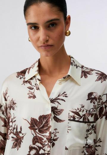 Атласная блузка