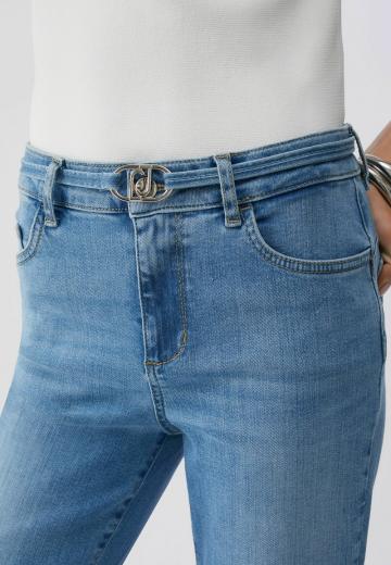 Клешеные брюки