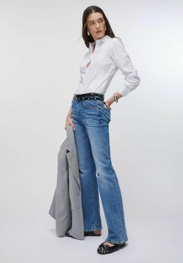 Клешеные брюки