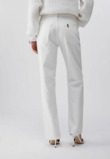 Свободные джинсы