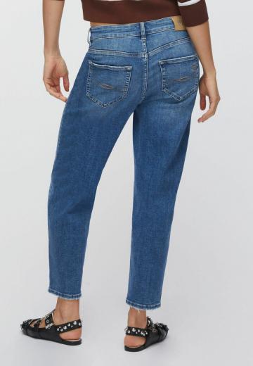 Свободные джинсы