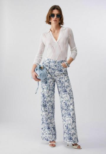 Прямые джинсы