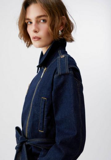 Джинсовая куртка