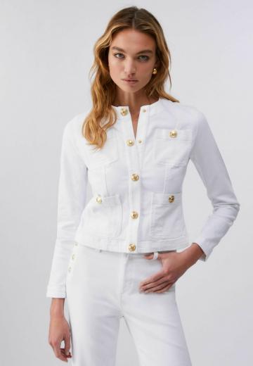 Джинсовая куртка