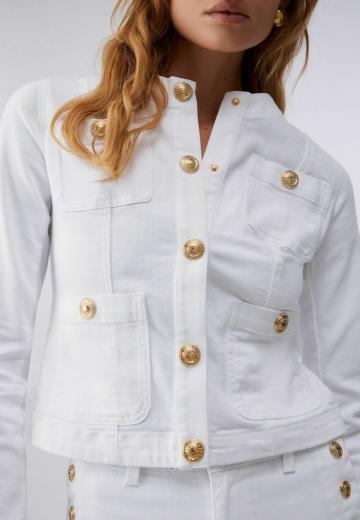 Джинсовая куртка