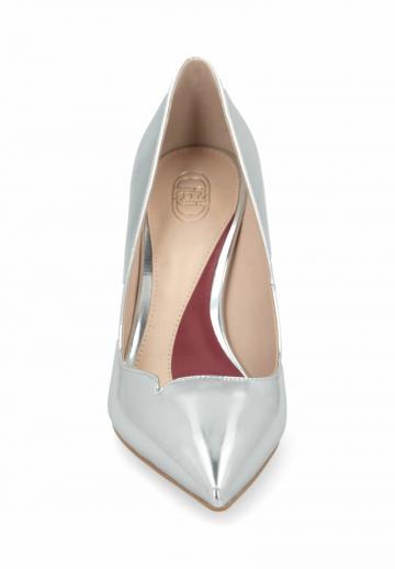 Туфли на высоком каблуке