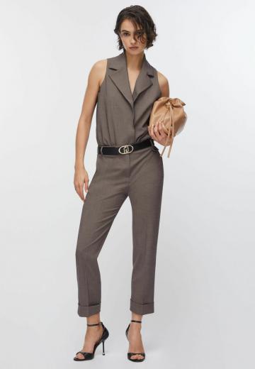 Блузка без рукавов