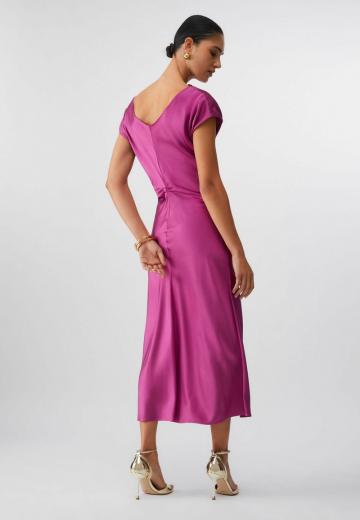 Платье футляр