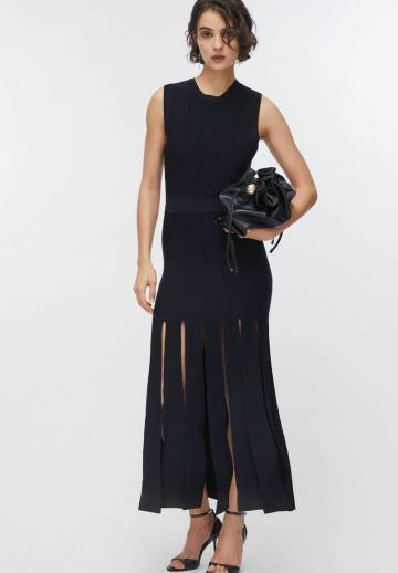 Вязаное платье