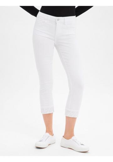 Короткие джинсы