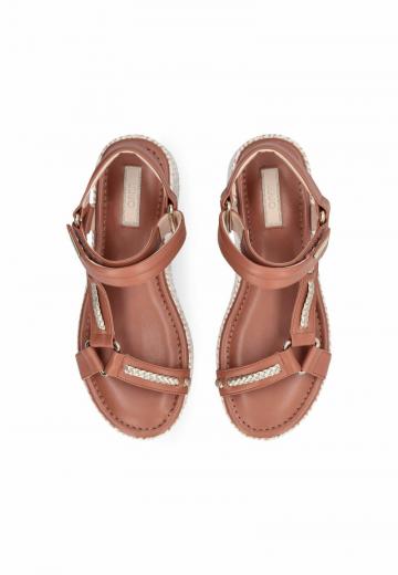 Босоножки на платформе