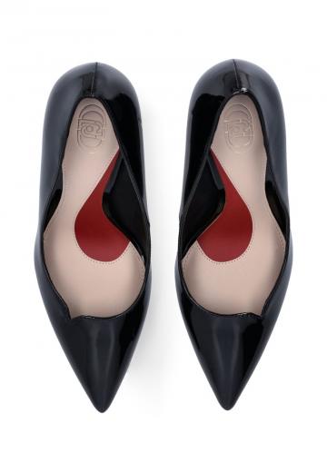 Туфли на высоком каблуке