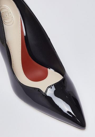 Туфли на высоком каблуке