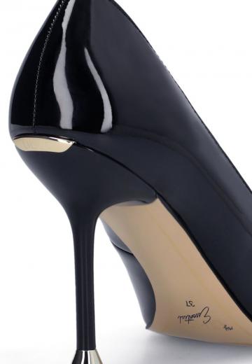 Туфли на высоком каблуке