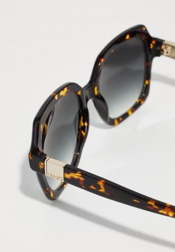 Солнечные очки