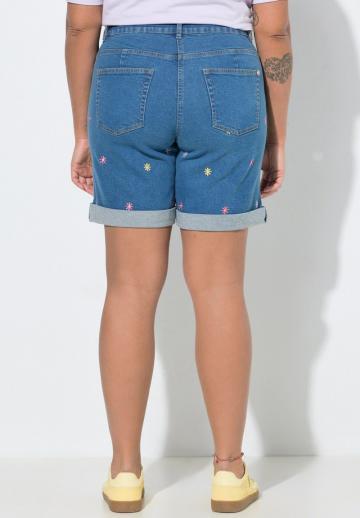 Джинсовые шорты