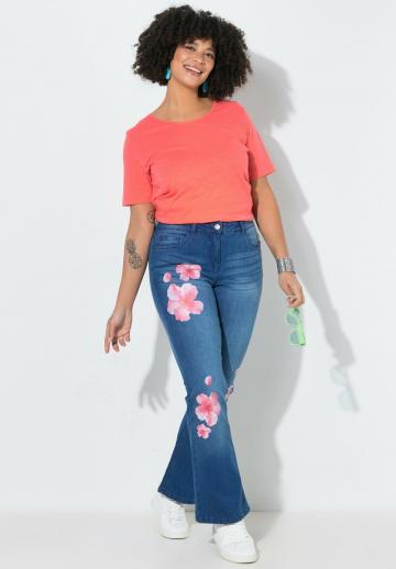 Клешеные брюки