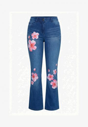 Клешеные брюки