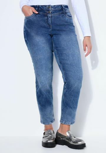 Короткие джинсы