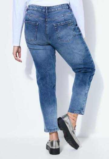 Короткие джинсы
